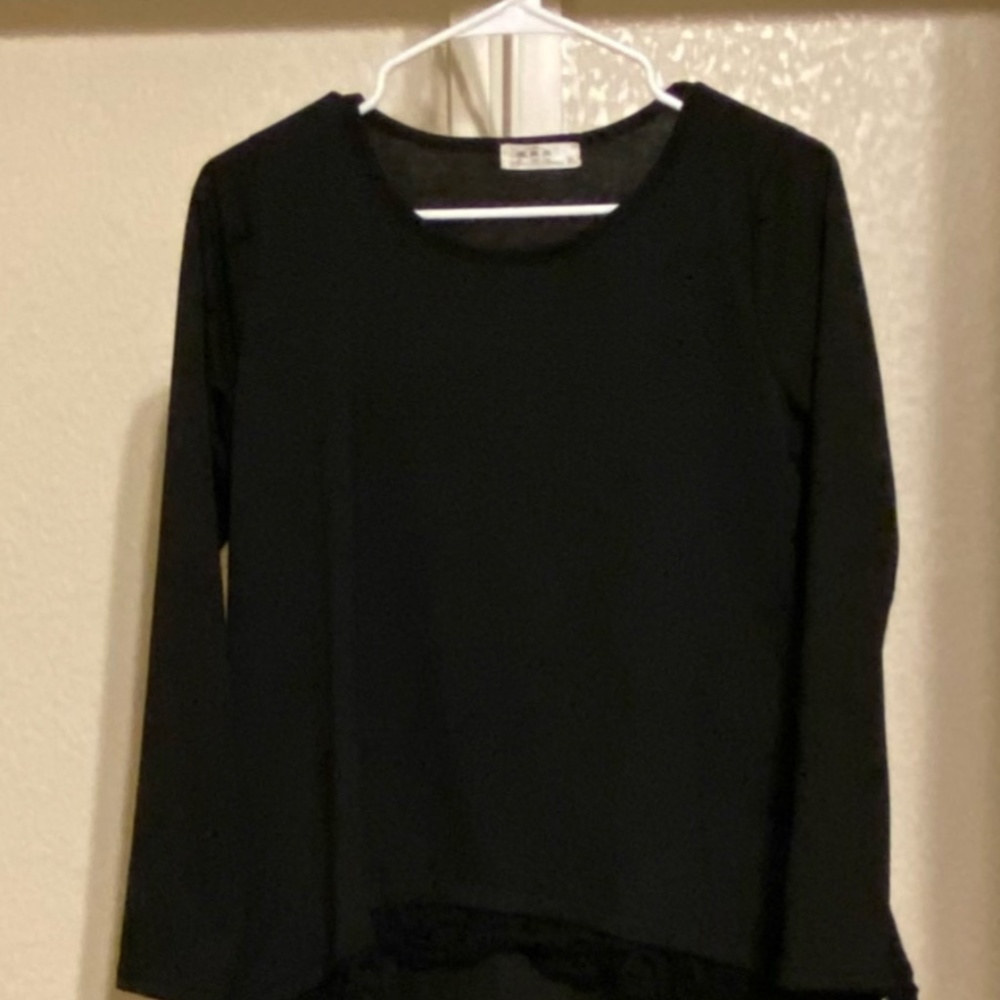 Alan LE Shang Long Sleeve Black Shirt